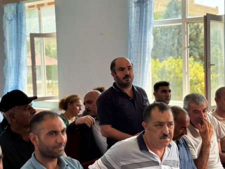 Laçın Rayon İcra Hakimiyyətinin başçısı Aqil Nəzərlinin növbəti görüşü-səyyar qəbulu Ağdam rayonunun Quzanlı qəsəbəsi ərazisində keçirildi. 08.08.2025