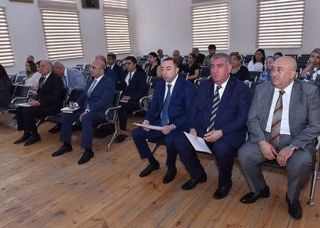 Avqustun 15-də Sumqayıt Şəhər İcra Hakimiyyətinin başçısı Zakir Fərəcovun rəhbərliyi ilə 4-cü mikrorayonda sakinlərlə növbəti səyyar qəbul-görüş təşkil olunub
