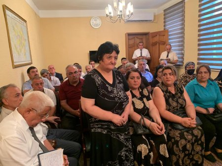 Laçın Rayon İcra Hakimiyyətinin başçısı Aqil Nəzərlinin növbəti görüşü-səyyar qəbulu Bakı şəhərinin Nərimanov rayonunda keçirildi. 18.08.2025