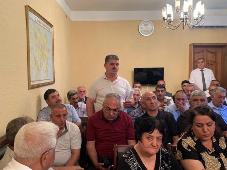 Laçın Rayon İcra Hakimiyyətinin başçısı Aqil Nəzərlinin növbəti görüşü-səyyar qəbulu Bakı şəhərinin Nərimanov rayonunda keçirildi. 18.08.2025