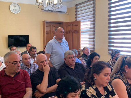 Laçın Rayon İcra Hakimiyyətinin başçısı Aqil Nəzərlinin növbəti görüşü-səyyar qəbulu Bakı şəhərinin Nərimanov rayonunda keçirildi. 18.08.2025