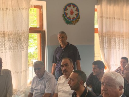 Laçın Rayon İcra Hakimiyyətinin başçısı Aqil Nəzərlinin növbəti görüşü-səyyar qəbulu Abşeron rayonunun Ceyranbatan qəsəbəsi ərazisində keçirildi. 05.09.2025