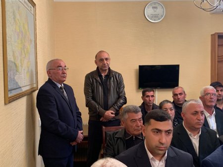 Laçın Rayon İcra Hakimiyyətinin başçısı Aqil Nəzərlinin növbəti görüşü-səyyar qəbulu Bakı şəhərinin Nərimanov rayonunda keçirildi. 19.09.2025