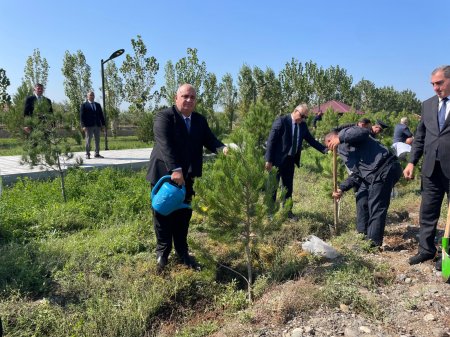 27 Sentyabr Anım Günündə müqəddəs şəhidlərimizin əziz xatirəsi ehtiramla yad edilmişdir.