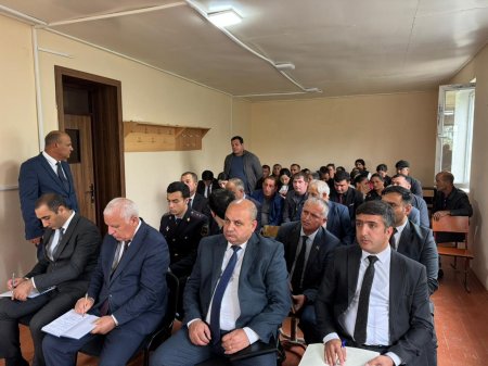 Laçın Rayon İcra Hakimiyyətinin başçısı Aqil Nəzərlinin növbəti görüşü-səyyar qəbulu Ağcabədi rayonunun Taxta Körpü ərazisindəki Ərdəşəvi obasında keçirildi. 02.10.2025