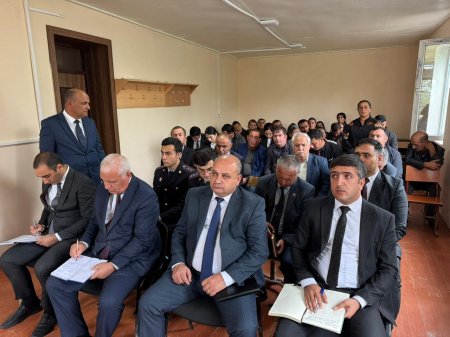 Laçın Rayon İcra Hakimiyyətinin başçısı Aqil Nəzərlinin növbəti görüşü-səyyar qəbulu Ağcabədi rayonunun Taxta Körpü ərazisindəki Ərdəşəvi obasında keçirildi. 02.10.2025