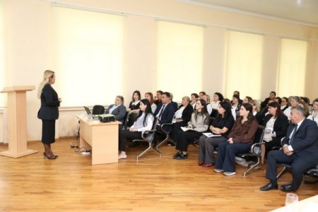 “Diferensial tədris” layihəsinə qoşulan məktəblərdə hesabat görüşlərinə başlanılıb