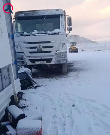 Laçına qar yağır - Fotolar