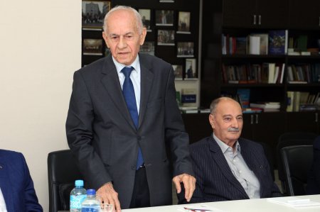 “Ronahi” Kürd Mədəniyyət Mərkəzinin yaranmasının 35 illiyinə həsr olunan tədbir keçirilib.