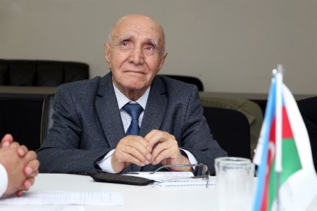 “Ronahi” Kürd Mədəniyyət Mərkəzinin yaranmasının 35 illiyinə həsr olunan tədbir keçirilib. 