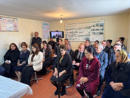 Laçın Rayon İcra Hakimiyyətinin başçısı Aqil Nəzərlinin növbəti görüşü-səyyar qəbulu Ağcabədi rayonunda keçirildi. 04.11.2025