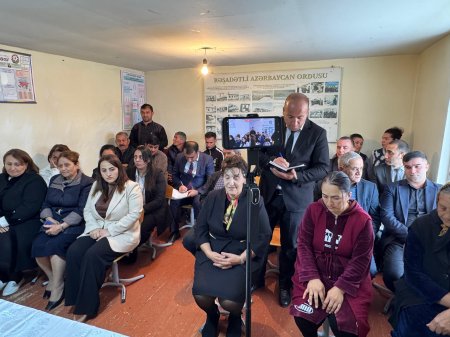 Laçın Rayon İcra Hakimiyyətinin başçısı Aqil Nəzərlinin növbəti görüşü-səyyar qəbulu Ağcabədi rayonunda keçirildi. 04.11.2025