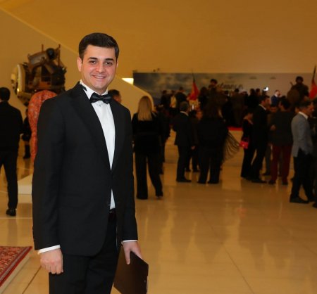 Zəfər Paradının aparıcısı MƏLUM OLDU