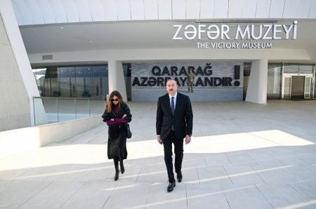 Prezident və Mehriban Əliyeva Zəfər muzeyinin açılışında - FOTOLAR