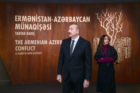 Prezident və Mehriban Əliyeva Zəfər muzeyinin açılışında - FOTOLAR
