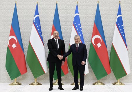İlham Əliyev Mirziyoyevlə təkbətək görüşdü - FOTO