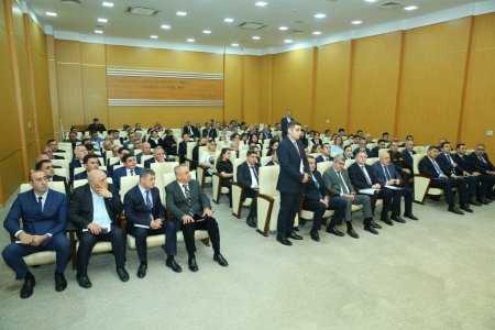 Bakıda qarlı havaya hazırlıq müşavirəsi