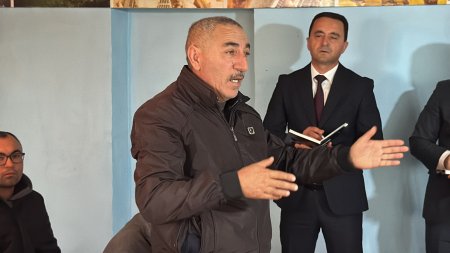 Laçın Rayon İcra Hakimiyyətinin başçısı Aqil Nəzərlinin növbəti görüşü-səyyar qəbulu Ağcabədi rayonunda keçirildi.