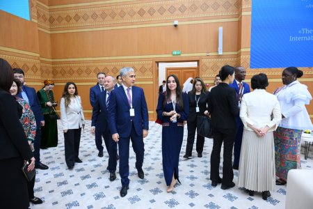 Leyla Əliyeva Türkmənistanda beynəlxalq konfransda - Fotolar
