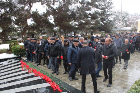 20 Yanvar şəhidlərinin unudulmaz xatirəsi laçınlılar tərəfindən ehtiramla yad olundu