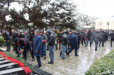 20 Yanvar şəhidlərinin unudulmaz xatirəsi laçınlılar tərəfindən ehtiramla yad olundu