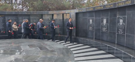 "Xocalı soyqırımının" qurbanlarının xatirəsini ehtiramla yad etmişlər