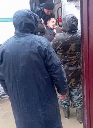 Xaçmazda yaşayış evlərini su basdı - 22 nəfər təxliyə edildi + Video