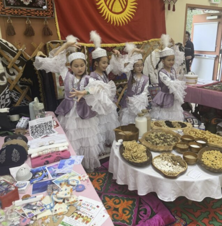 Dünya azərbaycanlıları Novruzu böyük coşqu ilə qeyd ediblər - Fotolar