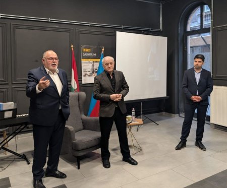 Fəxrəddin Manafov Macarıstan Azərbaycan Evində qonaq olub