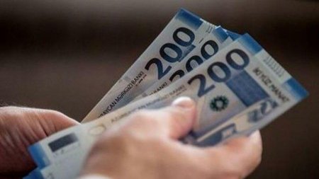 Azərbaycanda maaşlar saathesabı veriləcək