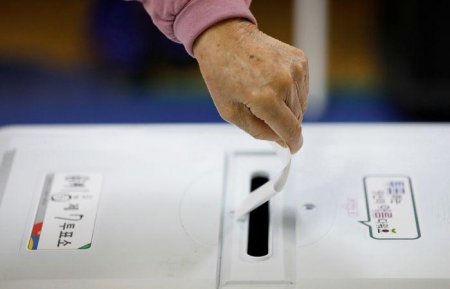 Prezident seçkiləri etiraza səbəb oldu 