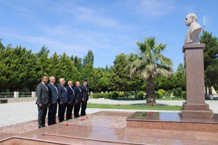 Laçın Rayon İcra Hakimiyyətində dövlət qulluqçularının peşə bayramı günü qeyd edilmişdir. 23.06.2026