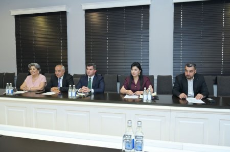 Elm və Təhsil Nazirliyində görüş - Fotolar