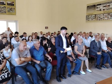 Laçın Rayon İcra Hakimiyyətinin başçısı Aqil Nəzərlinin növbəti görüşü-səyyar qəbulu Sabunçu rayonunda keçiri