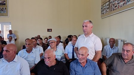 Laçın Rayon İcra Hakimiyyətinin başçısı Aqil Nəzərlinin növbəti görüşü-səyyar qəbulu Sabunçu rayonunda keçiri