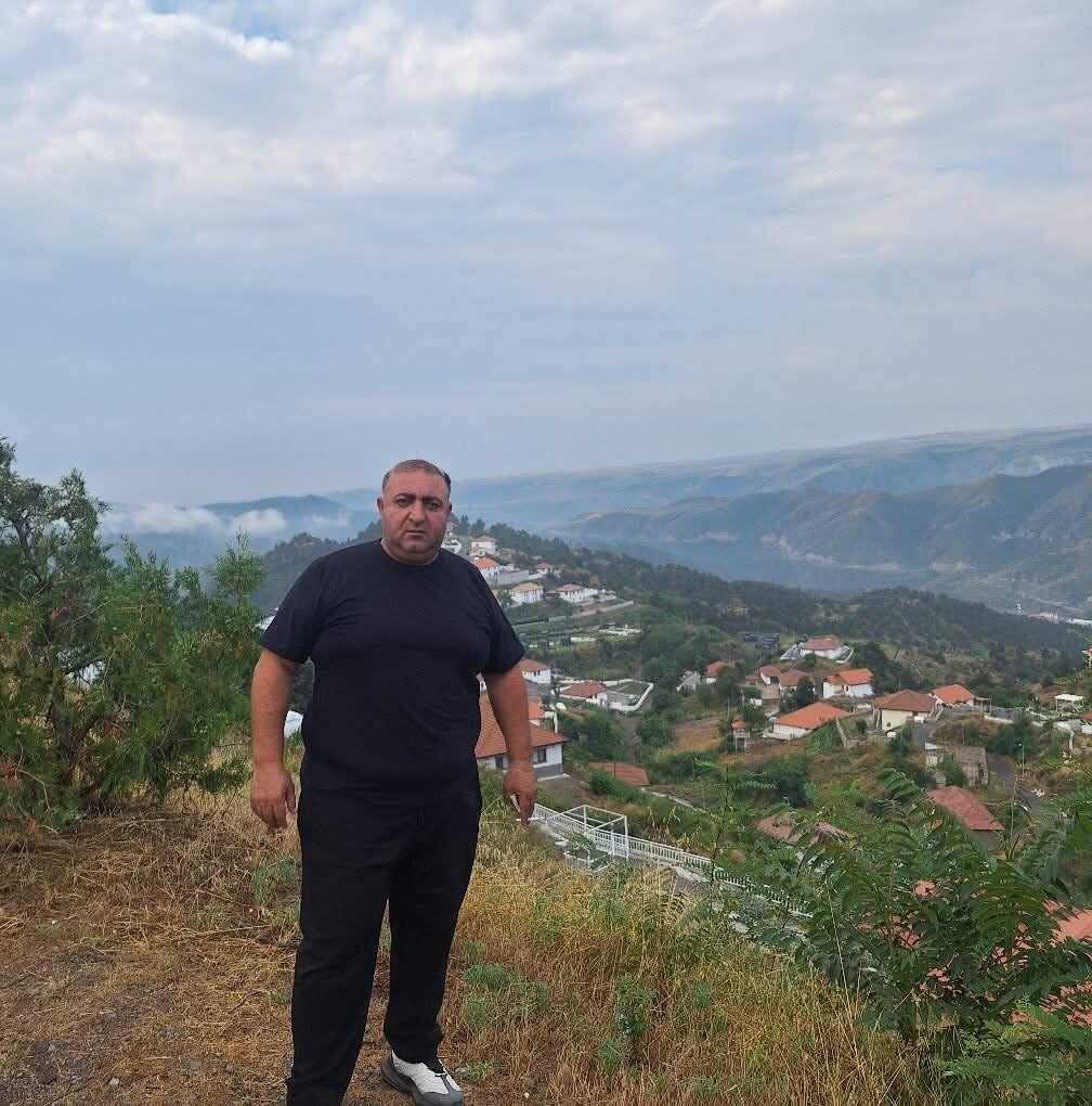 Rafael Əhmədov Azərbaycanın Birinci vitse-prezidenti, ölkənin birinci xanımı Mehriban Əliyevanın doğum günü münasibətilə təbrik edir.