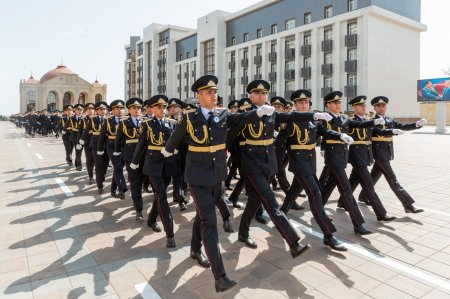 Bir vaxtlar oğlanların ilk seçimi olan Polis Akademiyası hələ də populyardır? 