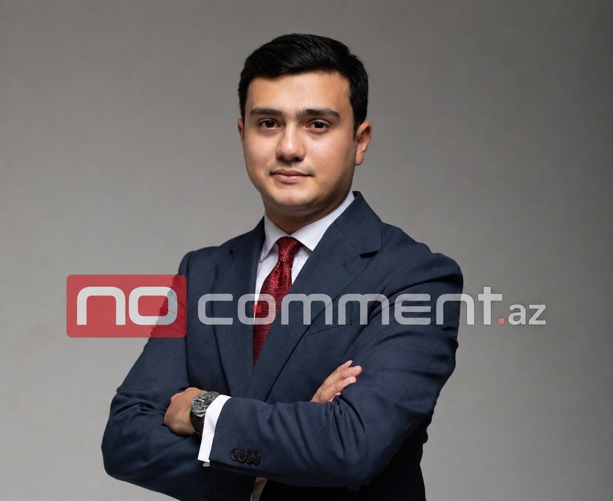 Sədrin köməkçisi idi, şöbə müdiri təyin edildi